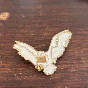 Harry Potter Hedwig pin